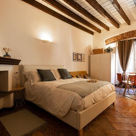 Cozy House In Naviglio Grande - Homy Apartments Milan Luaran gambar